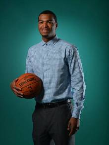 整体水平的 整体水平的