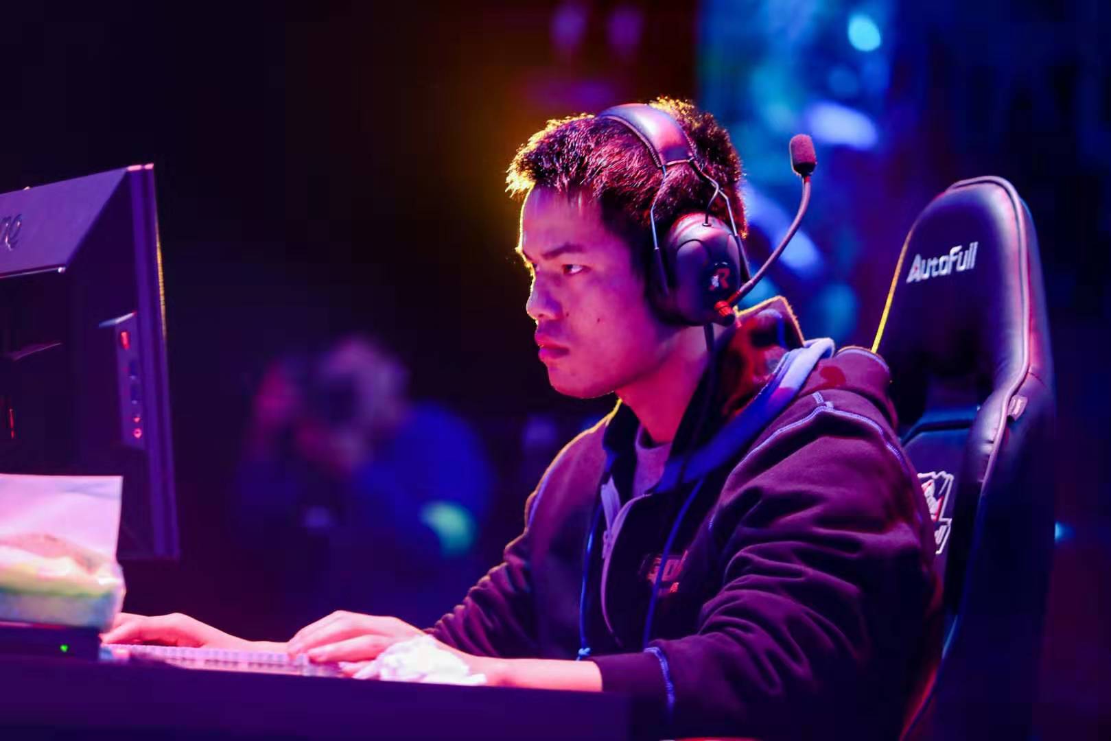 从目前的表 从目前的表