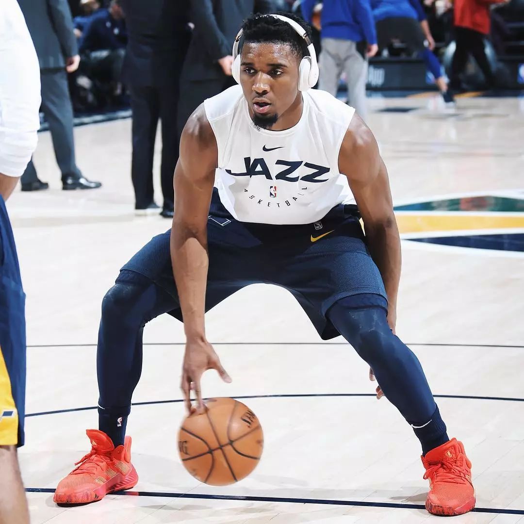 首次观看关 首次观看关